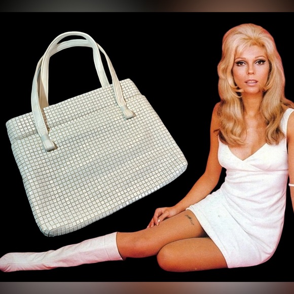 1960s Lumured Creamy White Tote Bag, Tile Mesh Zipper Closure double Handles - Picture 14 of 14